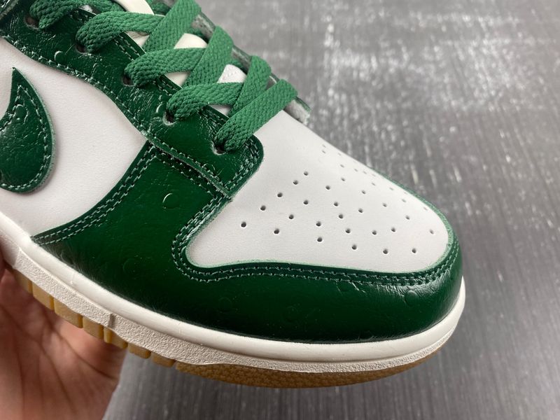 Dunk Low LX Gorge Green FJ2260-002