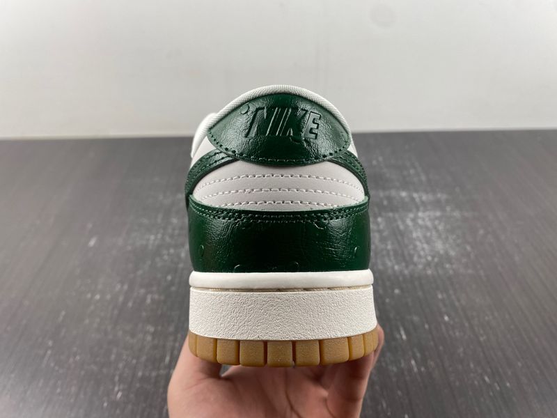 Dunk Low LX Gorge Green FJ2260-002