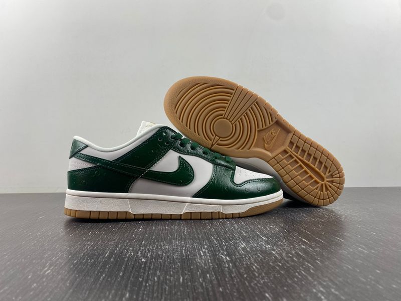 Dunk Low LX Gorge Green FJ2260-002