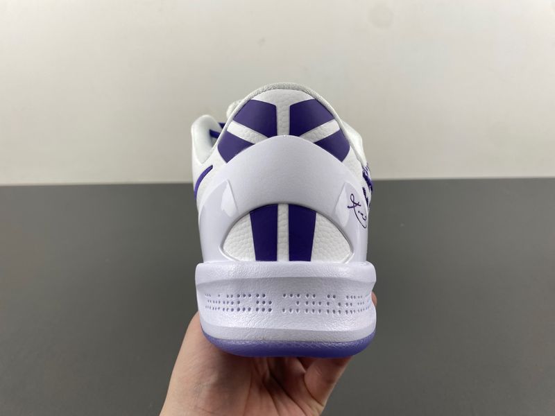 Kobe 8 Protro Court Purple FQ3549-100