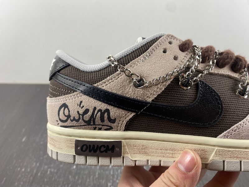 Dunk Low Brown DO9776-001