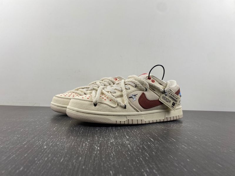 Dunk Low DV0834-100