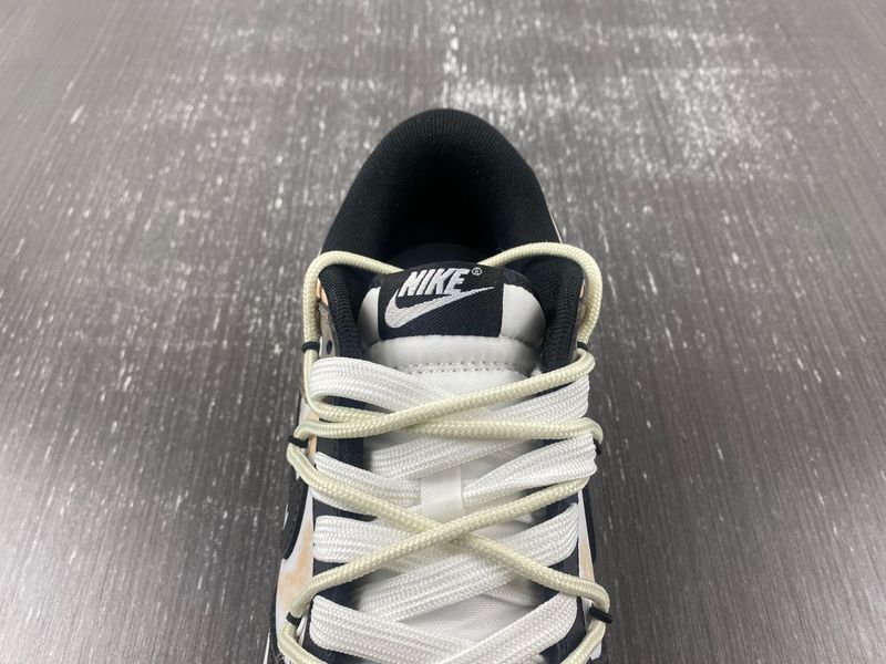 Dunk Low Bear DD1391-100
