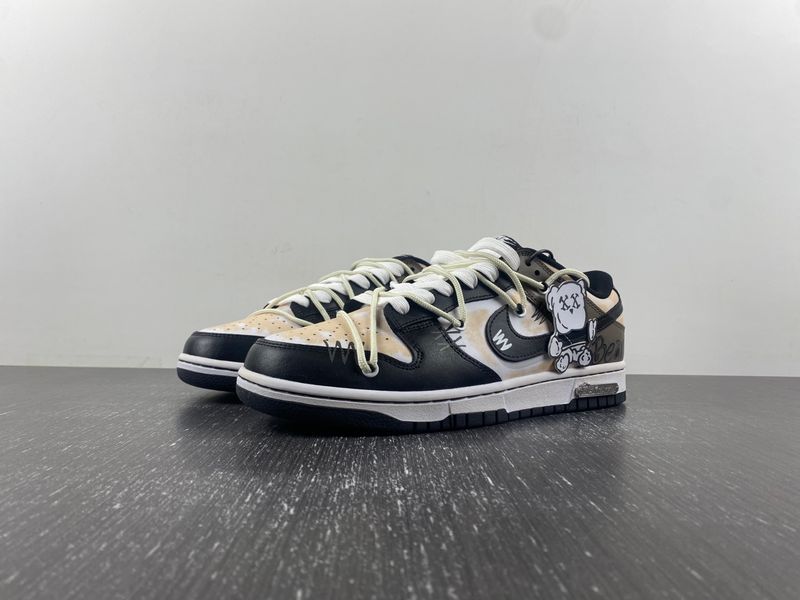 Dunk Low Bear DD1391-100