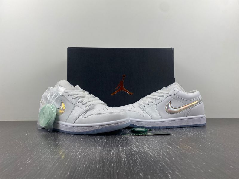 Air Jordan 1 Low Sliver Swoosh FQ9112-100