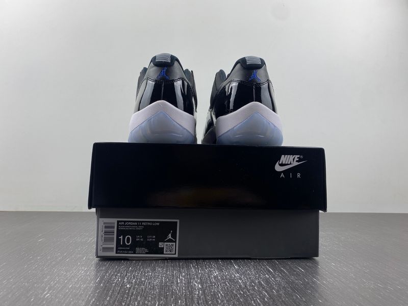 Air Jordan 11 Low Space Jam FV5104-004