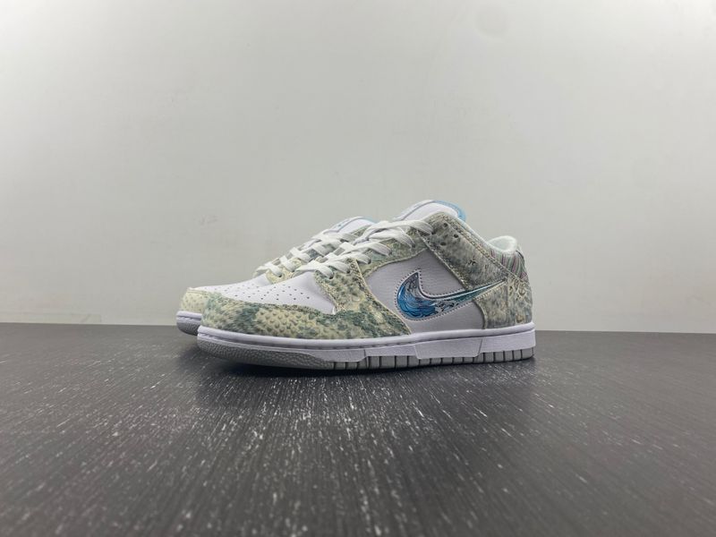 Dunk Low Dragon Year DV0831-101