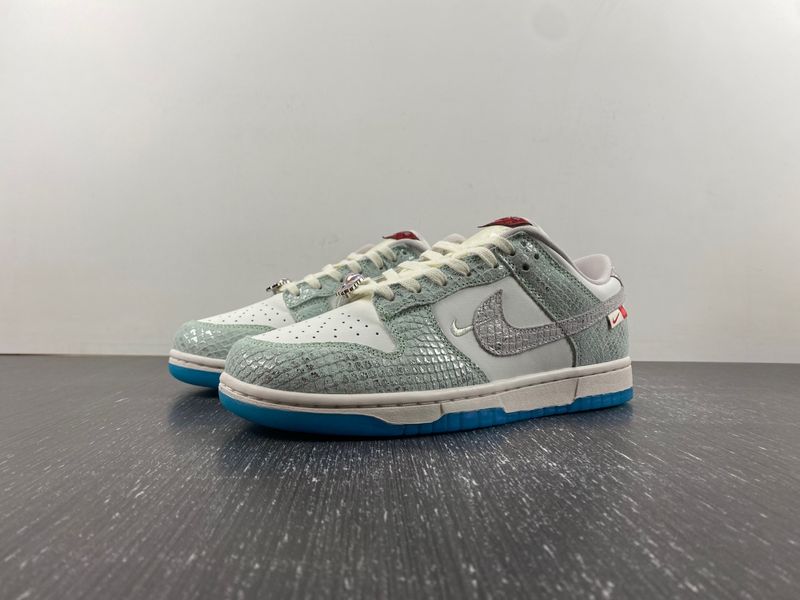 Dunk Low LX Year of the Dragon FZ5065-111