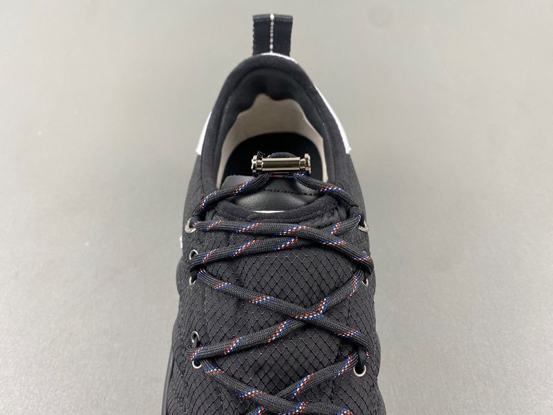 Campus Moncler Core Black IG7868