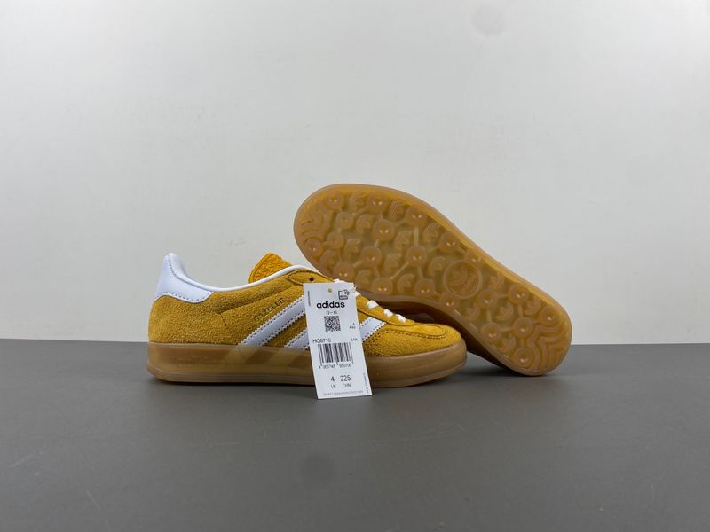 Gazelle Indoor Orange Peel White  HQ8716