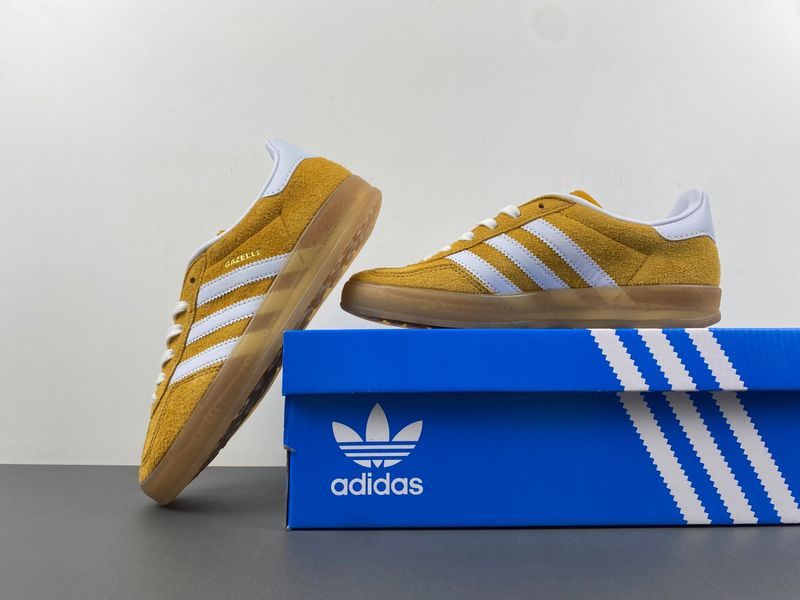 Gazelle Indoor Orange Peel White  HQ8716