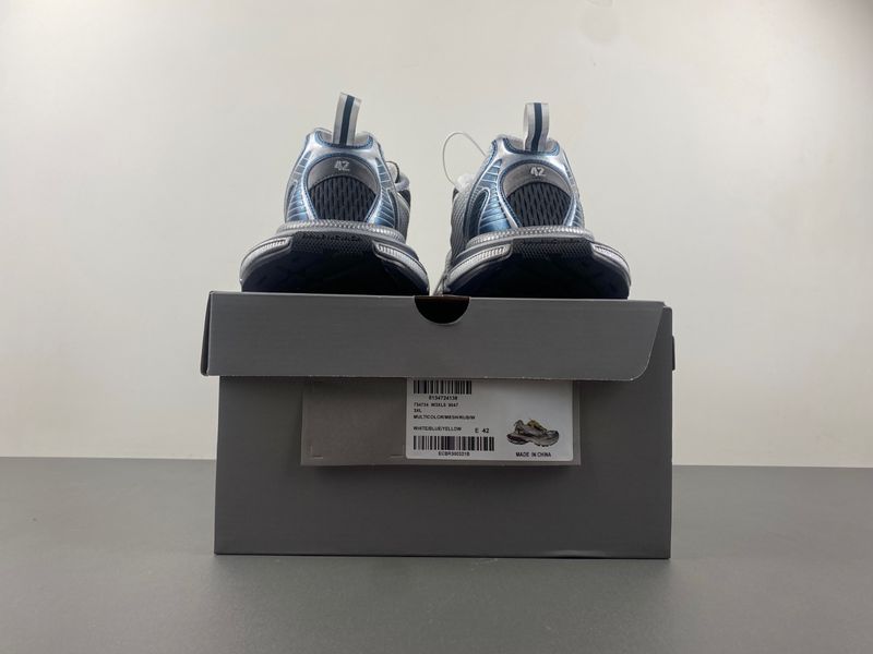 B*alenciaga 3XL Sneaker AM20240416-5
