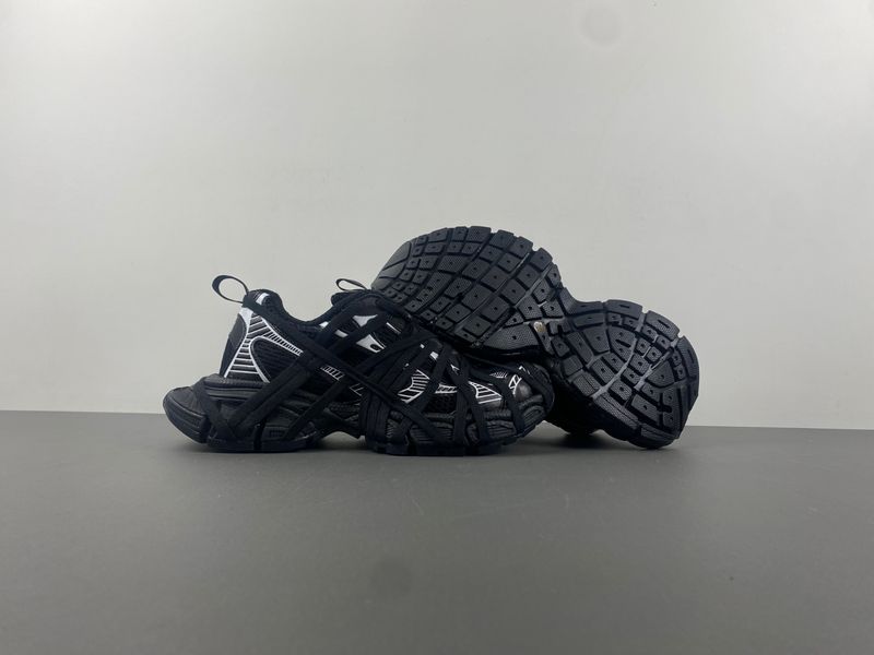 B*alenciaga 3XL Sneaker AM20240416-5