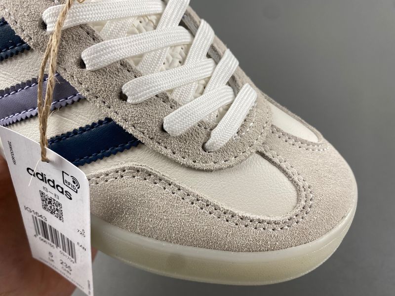 Gazelle Indoor White Preloved Ink  IG1643