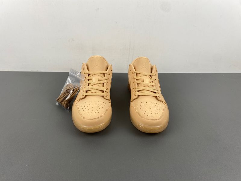 Air Jordan 1 Low SE Sand  FZ3972-294