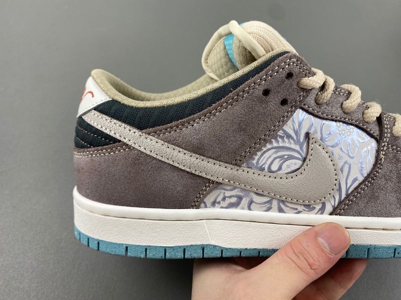 SB Dunk Low Big Money Savings  FZ3129-200