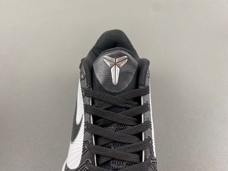 Kobe 5 Protro Panda CD4991-400