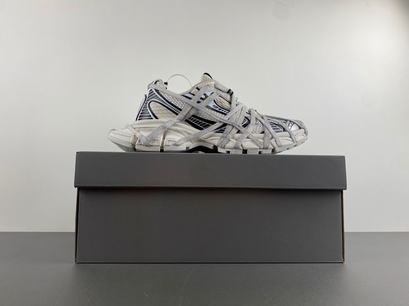 B*alenciaga 3XL Sneaker AM20240611-12