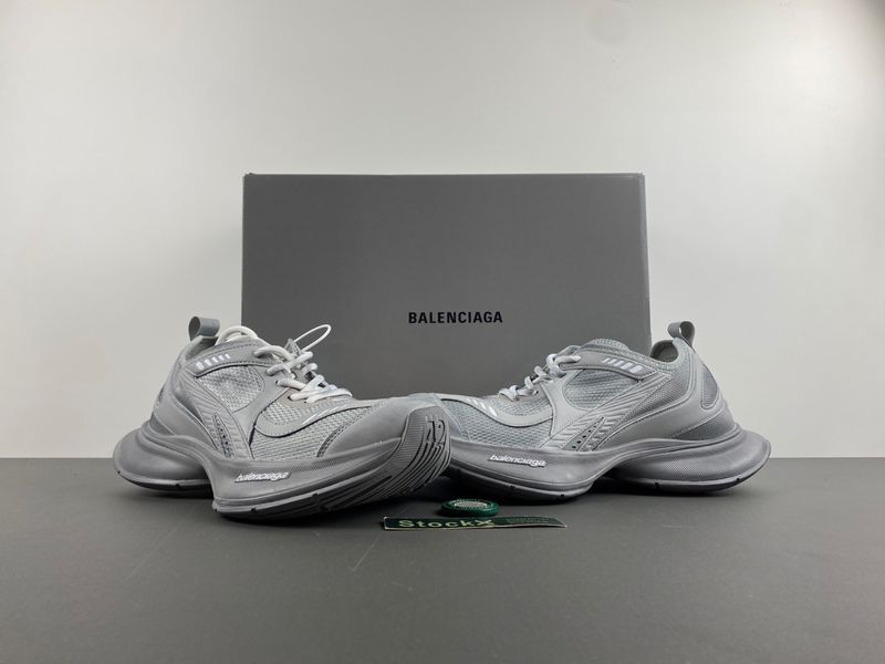 B*alenciaga 3XL Sneaker AM20240611-13