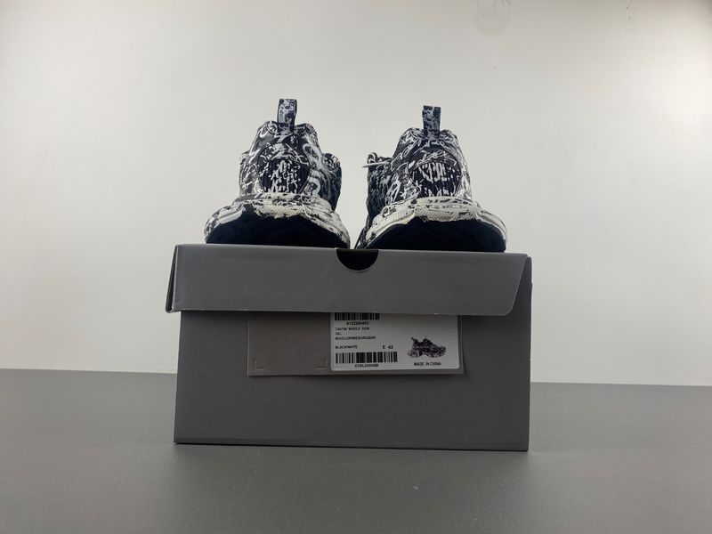 B*alenciaga 3XL Sneaker AM20240629-7