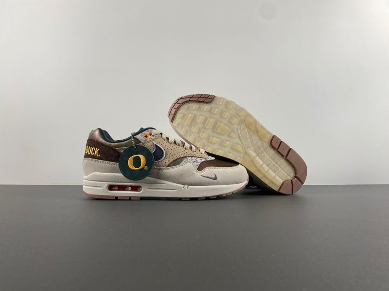 Air Max 1 '87 Premium University of Oregon PE HQ2640-200