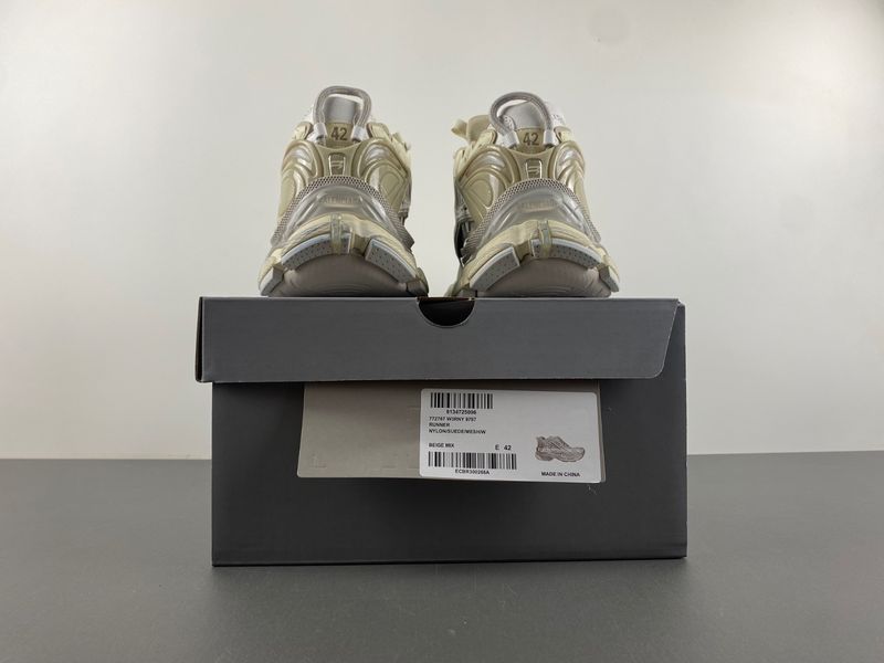 B*alenciaga runner Sneaker AM20240704-1