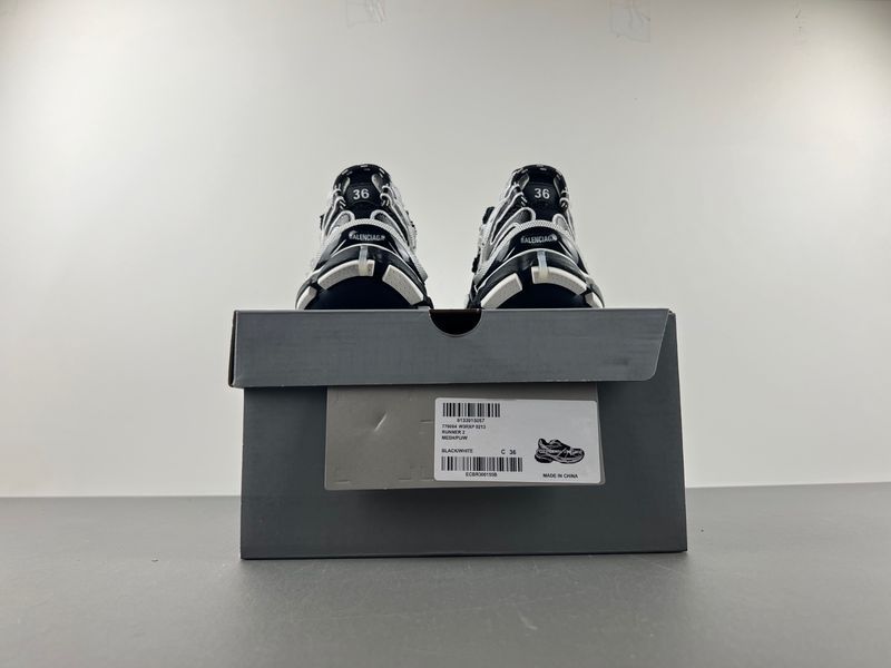 B*alenciaga runner Sneaker AM20240704-8