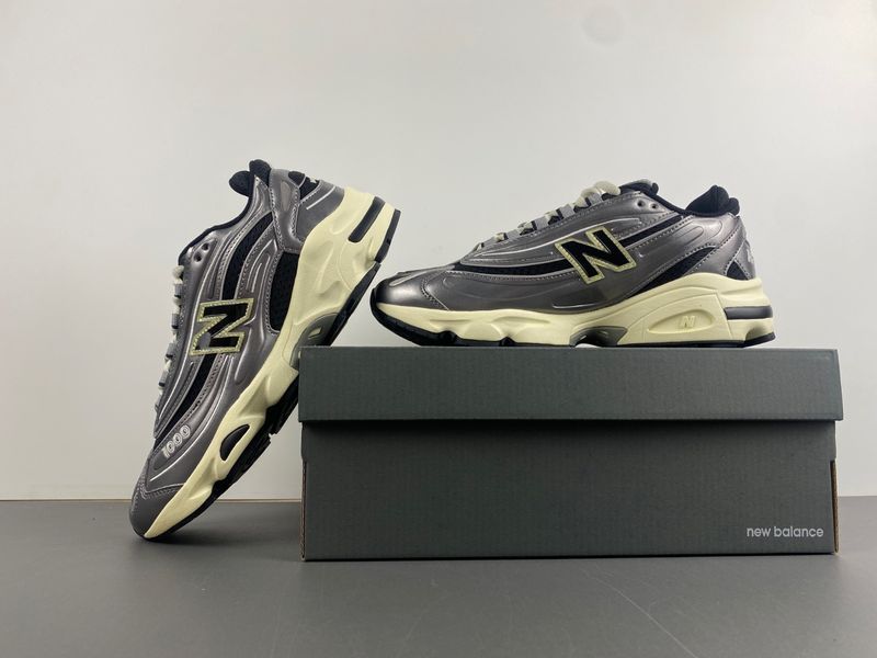New Balance 1000 Silver Metallic  M1000SL