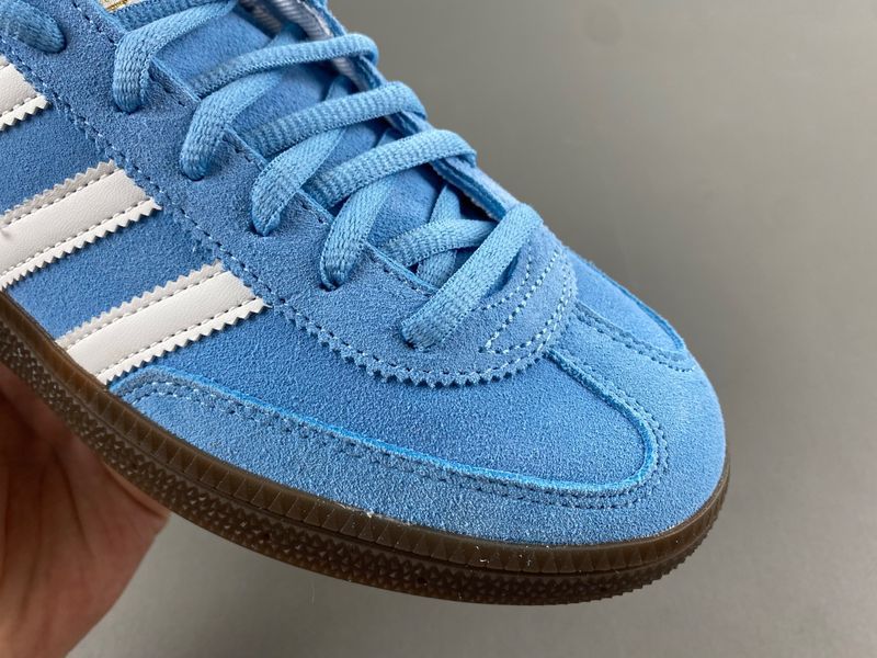 Handball Spezial Light Blue  BD7632