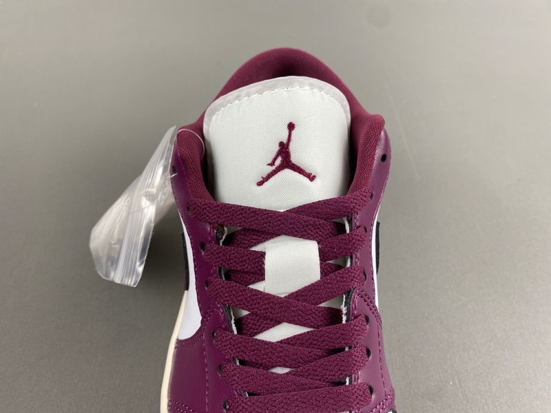 Air Jordan 1 Low Bordeaux  DC0774-161