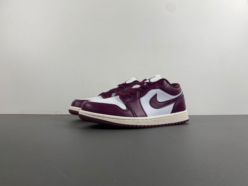 Air Jordan 1 Low Bordeaux  DC0774-161