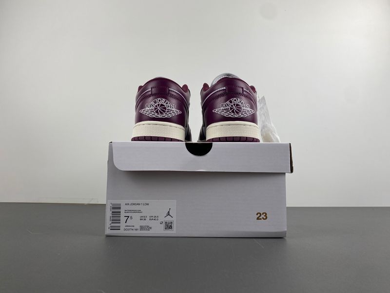 Air Jordan 1 Low Bordeaux  DC0774-161