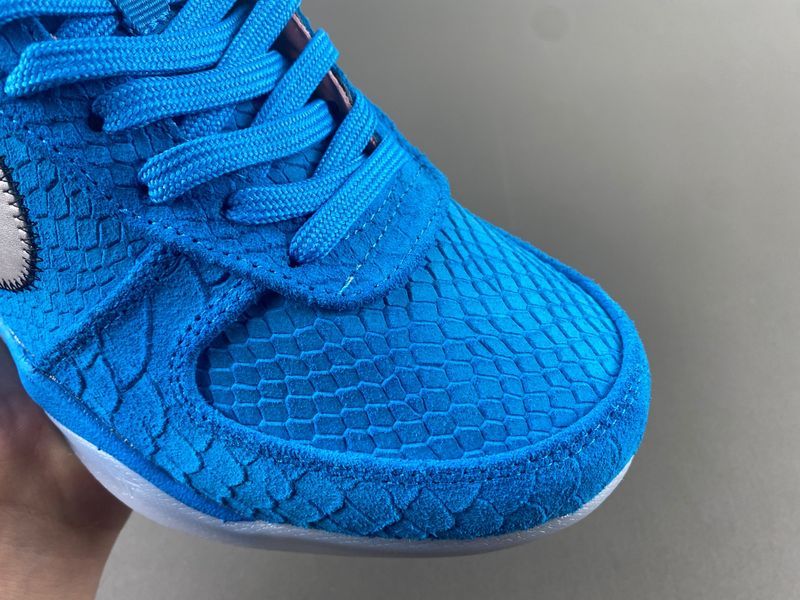 Kobe 8 Protro Off White Blue 555035-304