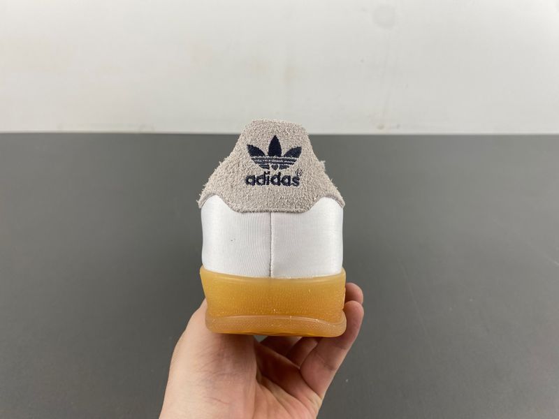 Gazelle Indoor Hikari Shibata Cream  IH9985