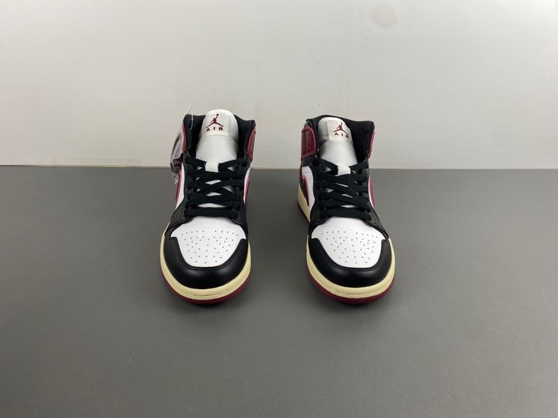 Air Jordan 1 Mid SE Bordeaux  FQ7818-101
