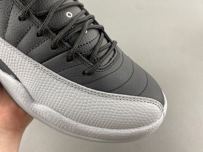 Air Jordan 12 Retro Barons  CT8013-010
