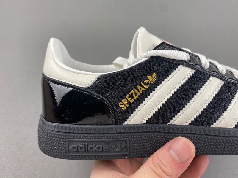 Handball Spezial Core Black White