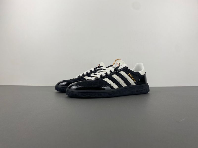 Handball Spezial Core Black White