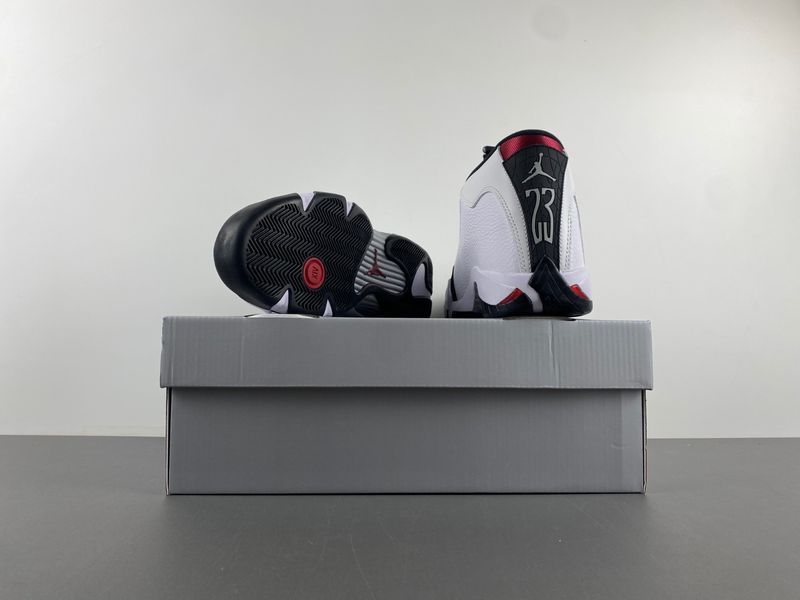 Air Jordan 14 Retro Black Toe  487471-160