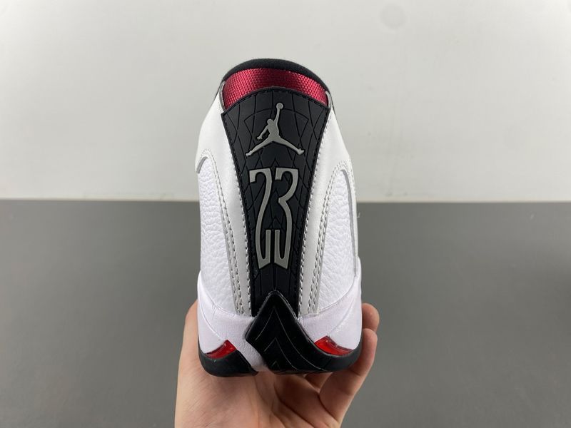Air Jordan 14 Retro Black Toe  487471-160