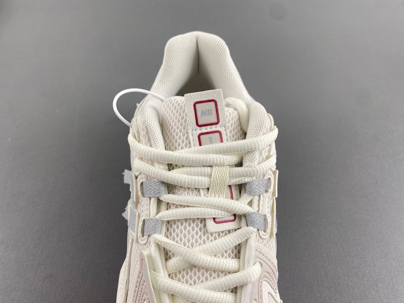 New Balance 1906A Sea Salt Astro Dust  M1906AB