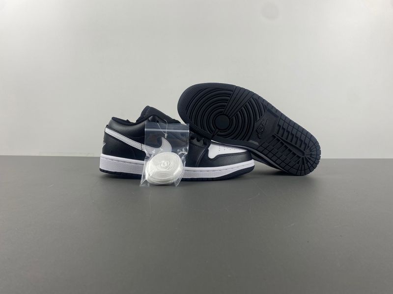 Air Jordan 1 Low Black White 553558-043