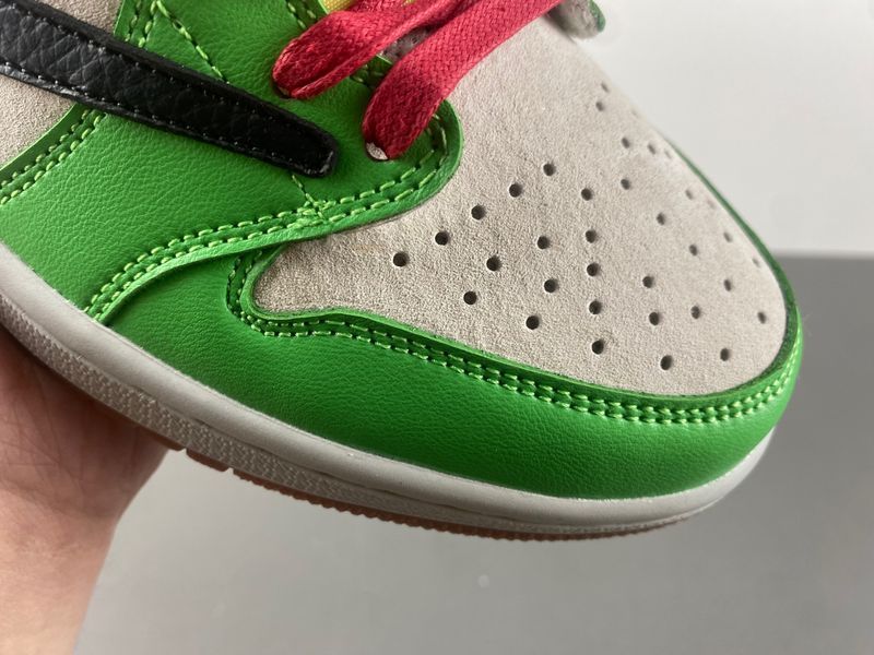 Air Jordan 1 Low Travis Scott CQ4277-112