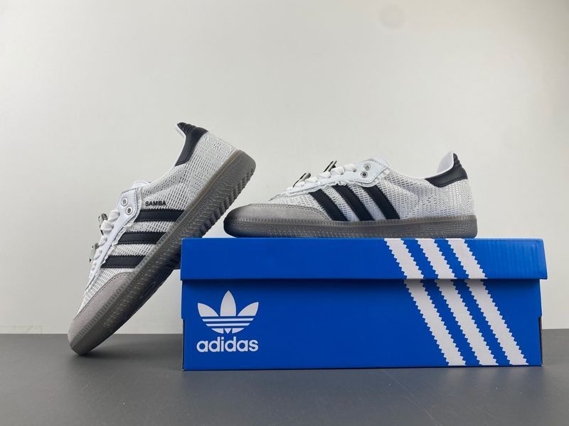 Samba OG Lace Flower IH3371