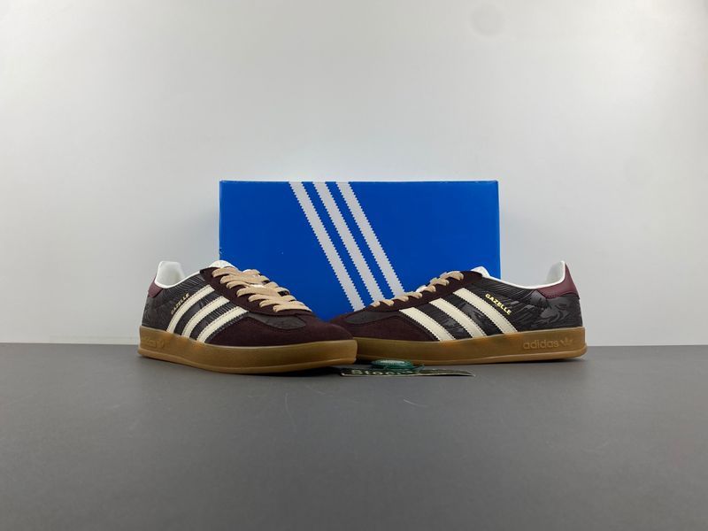 Gazelle The Blue Trio JP5671