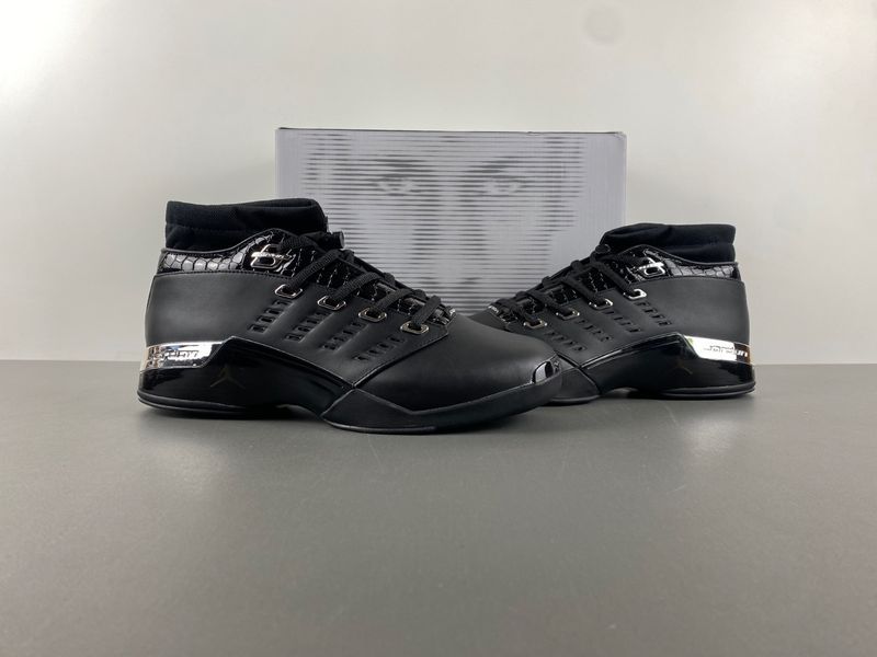 Air Jordan 17 OG Low Black Chrome 303891-004