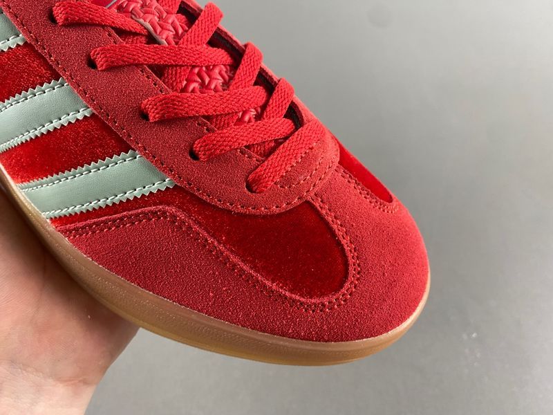 Gazelle Indoor Better Scarlet Hazy Green  IG6786