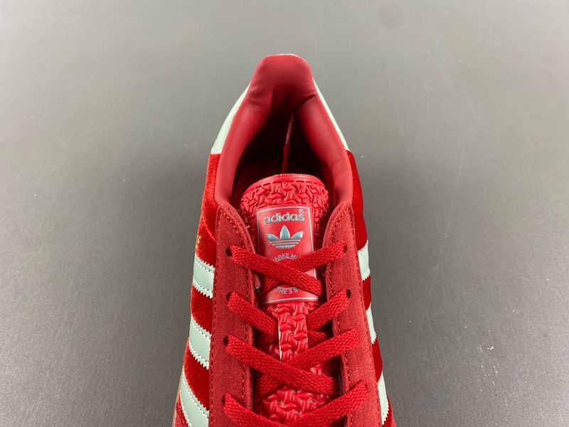 Gazelle Indoor Better Scarlet Hazy Green  IG6786