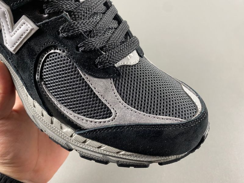 New Balance 2002R Black Dark Grey White M2002RR1