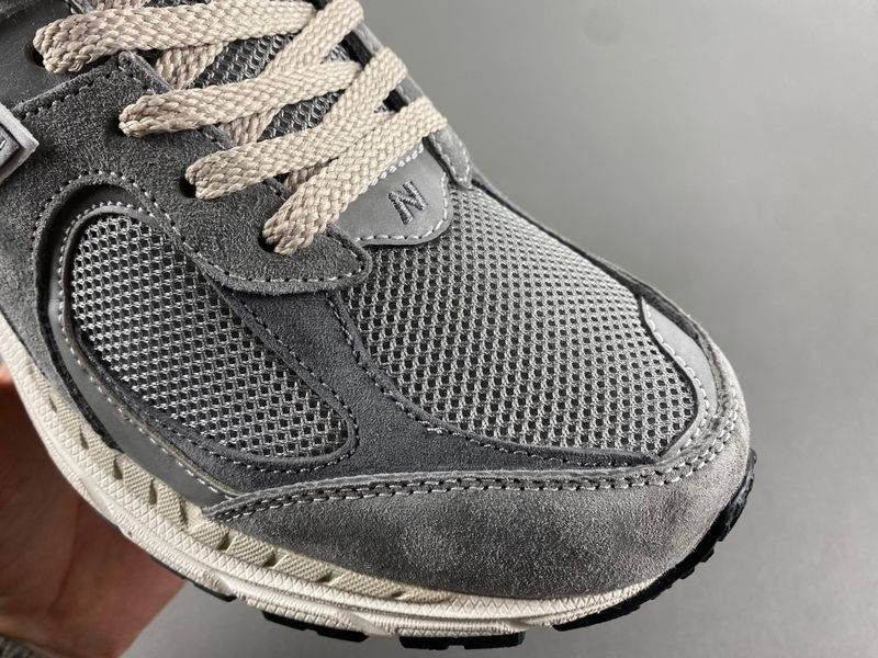 New Balance 2002R Shadow Grey  M2002RNM
